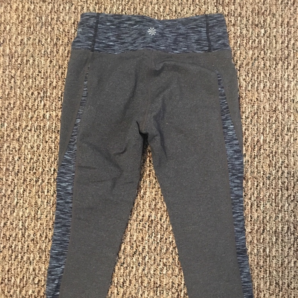 Athletaa cropped gray and blue leggings